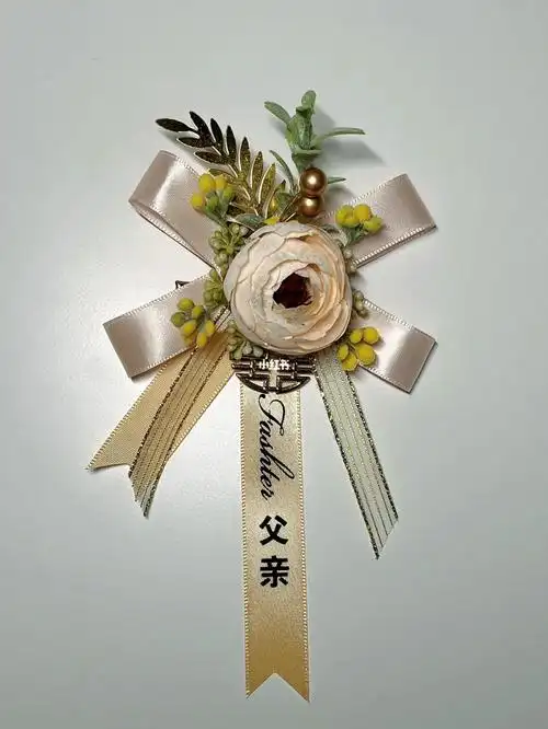 结婚超级素雅的香槟色胸花