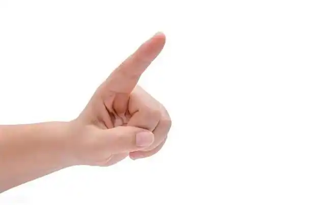 宝宝鼻泪管堵塞不要慌 学会这两个按摩手法轻松解决|眼袋|泪囊炎_网易