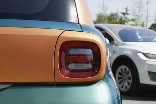 欧拉r1双拼改色施工案例