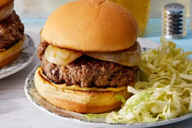 blue apron embraces the blend