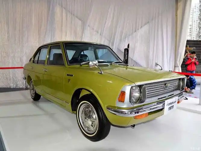 丰田内部将它定义为"让普通人可以享受汽车",秉承着这个理念,丰田于