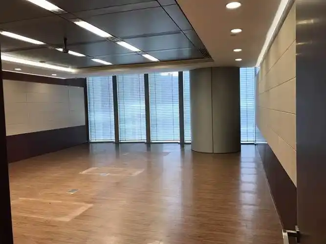 利通广场写字楼出租 独享全层 高层无遮挡 视野开阔 使用率高 笋