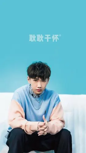 帅气歌手汪苏泷