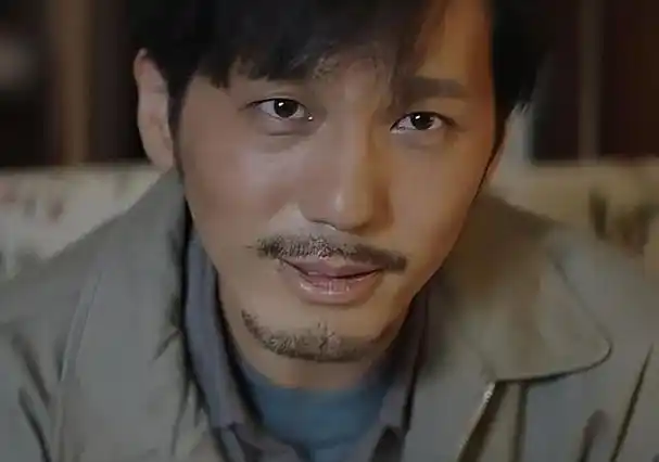 母亲著名演员能继承上亿家产他却跑龙套14年33岁终成实力派