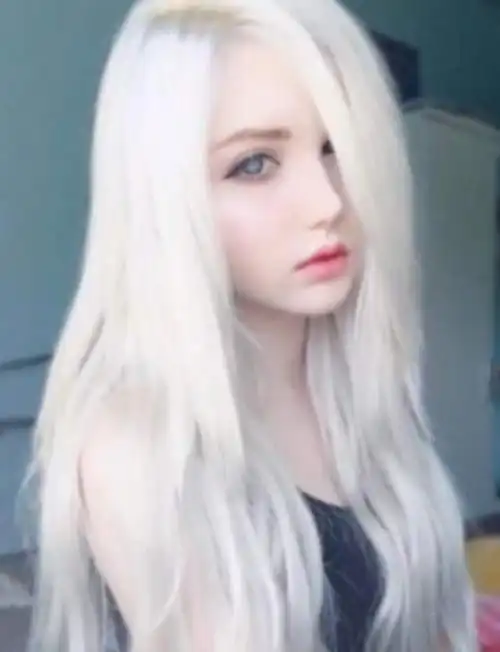 什么情况下,你会把头发染成白色呢?