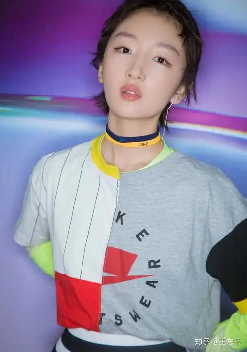 三金女神周冬雨的颜值