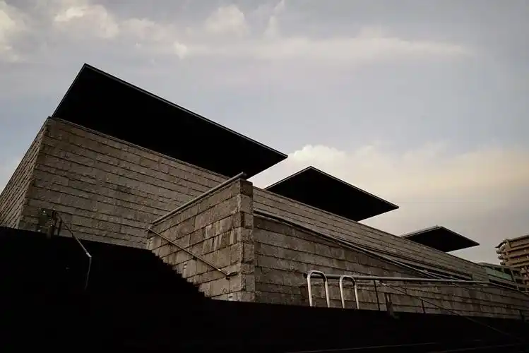 神户· 兵库县立美术馆参观记丨安藤忠雄