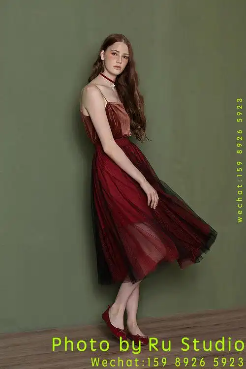 广州服装吊带背心女装模特雪纺衫连衣裙拍摄影