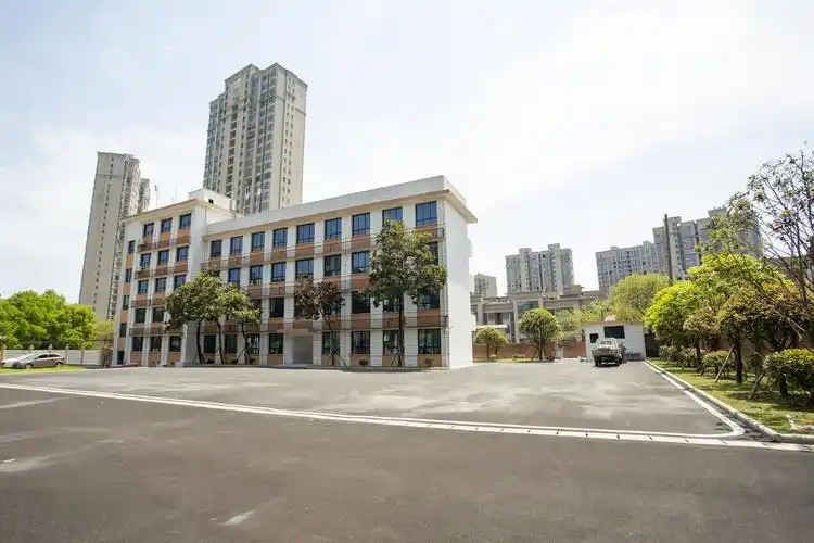 春暖花开,扬帆起航——芦淞区莲塘小学召开春季开学工作会议暨教师