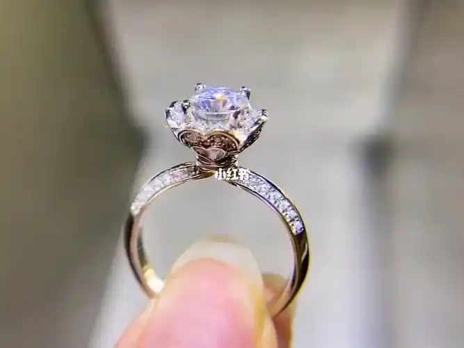 莫桑钻戒