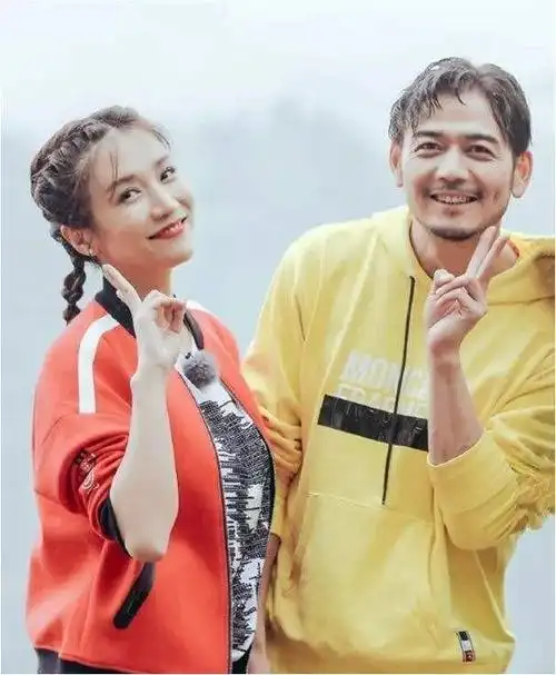 杨烁40岁遭万人嘲讽昔日荣光成泡影成功路漫漫为何轻易舍弃