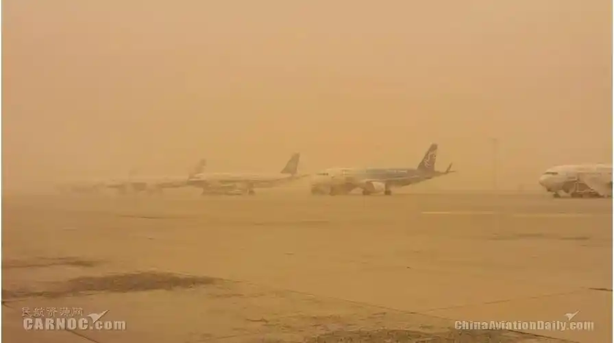 受严重沙尘暴天气影响呼和浩特白塔机场百余航班取消