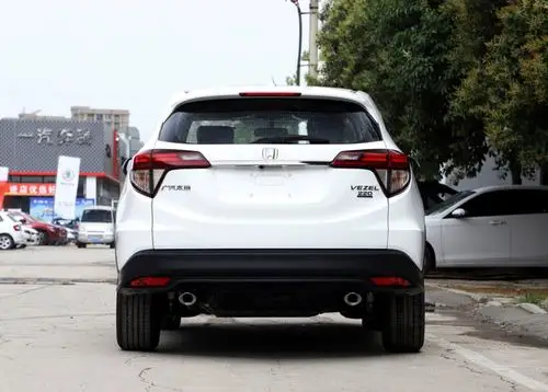 本田缤智1.5t登场,内饰上面时尚感很足,动力表现也很不错