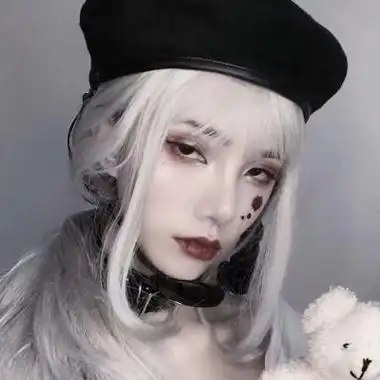 溺毙:超酷霸气高冷风女头.持剑洒风漉女生头像