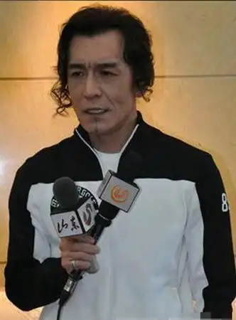 李咏骤然病逝!生前抗癌暴瘦照曝光,却被网友误会成吸毒!