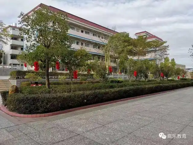 兴宁市叶塘中学以立德树人为核心,培养学生良好品质和发展能力!