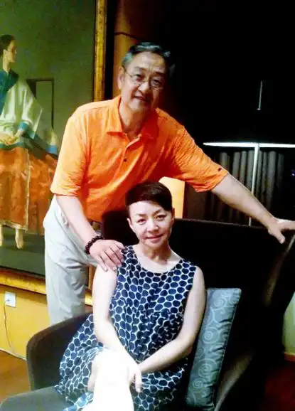 回顾巴图:生父英达再婚,被继父抚养长大,以后我就是母亲避风港