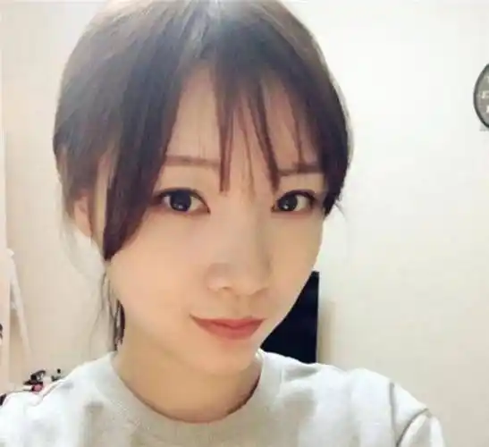 本科清华,研究生北大,毕业后转型做主播:任何职业都不该被定义_石悦