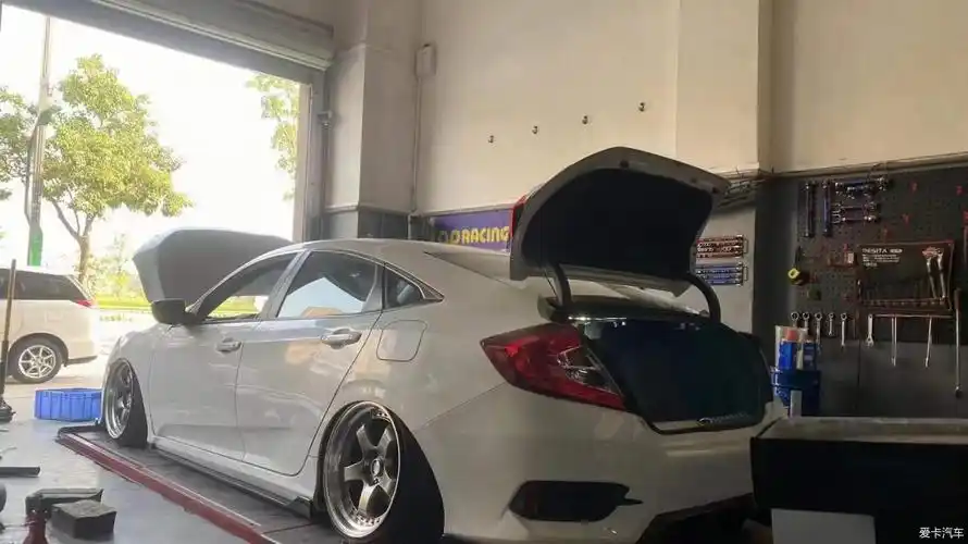 本田思域改装airbft气动避震低趴姿态