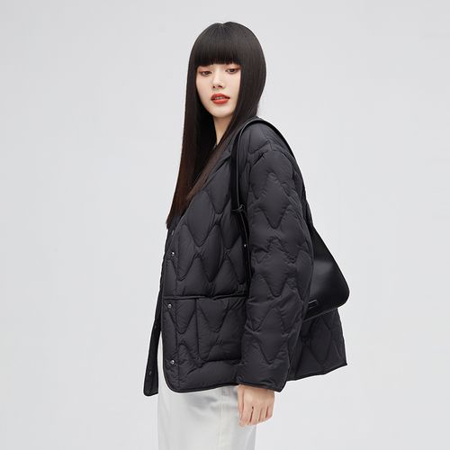 艾莱依轻薄羽绒服女短款冬新款潮鸭绒修身显瘦时尚设计外套