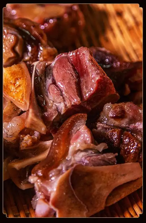 五折腊肉四川腊猪腿农家自制烟熏肉特产腊猪蹄腊猪脚整只6斤整支猪腿1