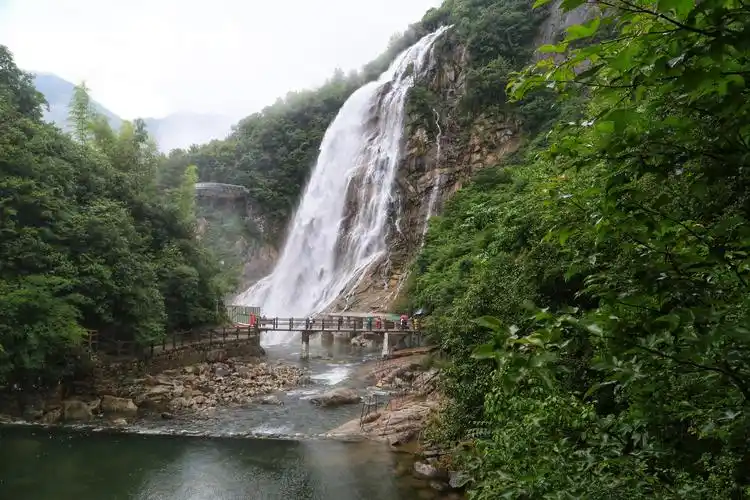 安徽大别山行之二(彩虹瀑布)