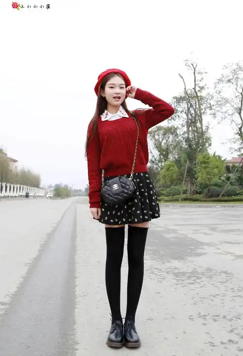 咦～是不是又年轻几岁啦～伪装成小学妹啦[ -蘑菇街