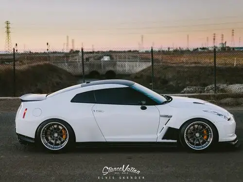 赛车手的首选东瀛战神战神gtr改装鉴赏