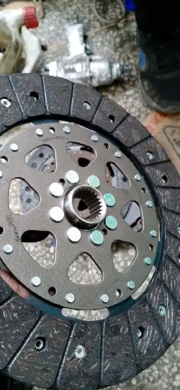 哈佛h615的排量离合器片有没有反正不知道那边是正面和反面啦