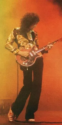 大家知道皇后乐队的吉他手布莱恩梅吗(娱乐圈真正的超级学霸)?