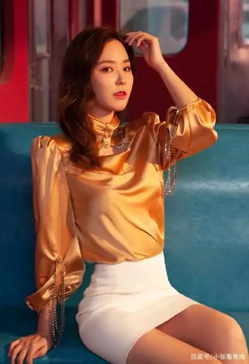 百变姿态-吴佳尼