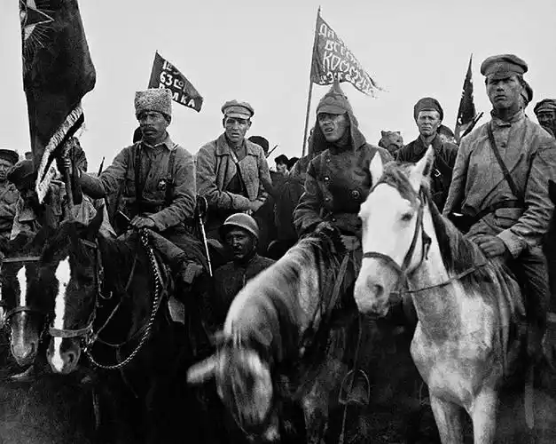 现代战场上的奇兵二战时期苏联军队的骑兵部队