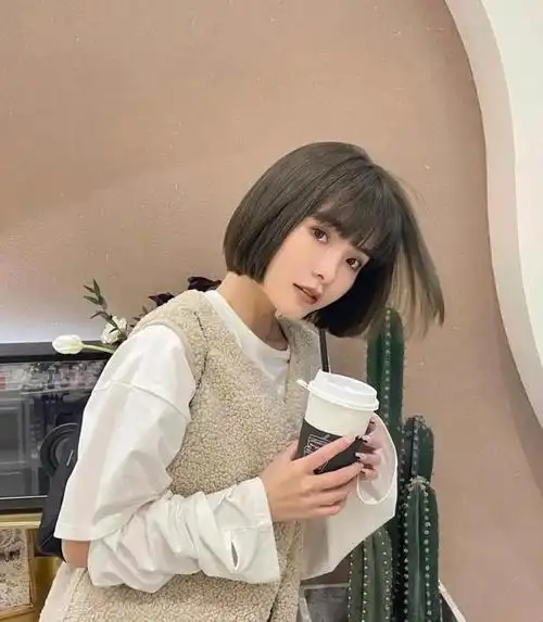 (2021最火短发减龄发型20岁) - 冷求网