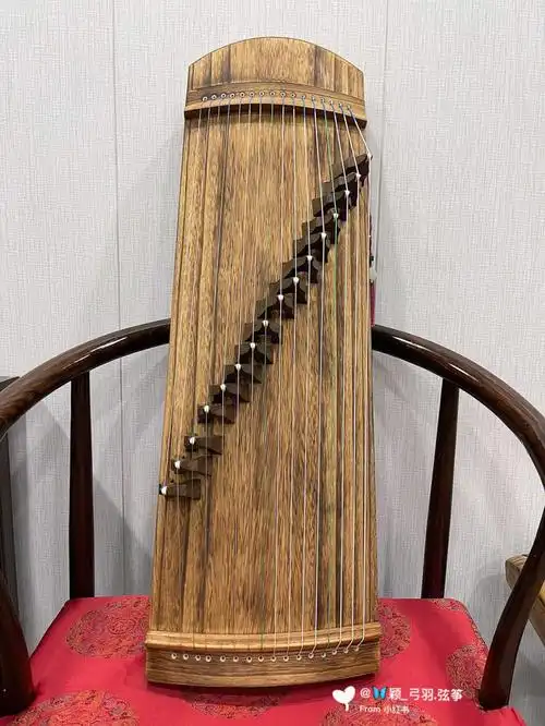 集美们94之前那个迷你小古筝一直催我给你们整,来上新啦!