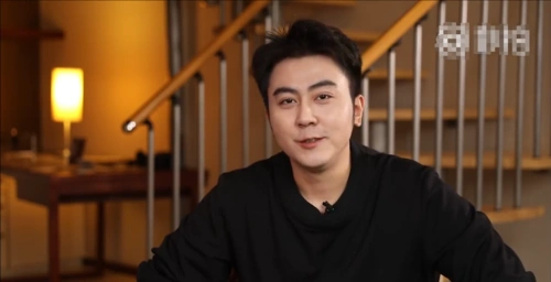 斗鱼绝地一哥一姐接连被锤,发明家蛇哥,武术家死亡宣告宣布回归