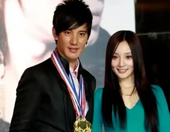 李小璐自曝"黄体"破裂,被紧急送往医院.