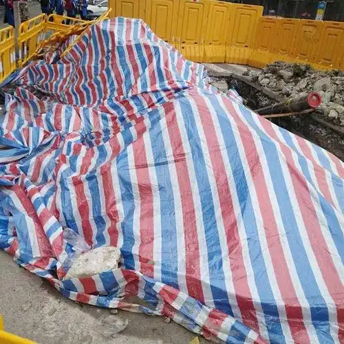 工地铺地防尘防雨油布85g防洪三色布抗老化塑料篷布