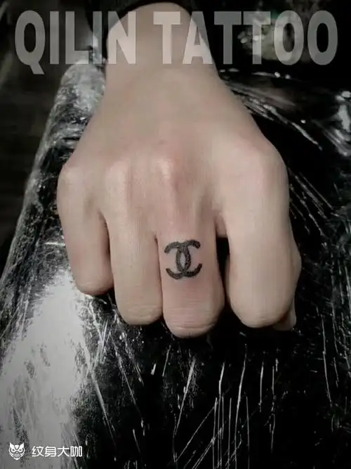 手指小清新_纹身图案手稿图片_胡承旭的纹身作品集