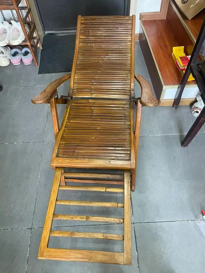 干部用椅,竹子已泛红.完美消毒过,(高105cm,宽