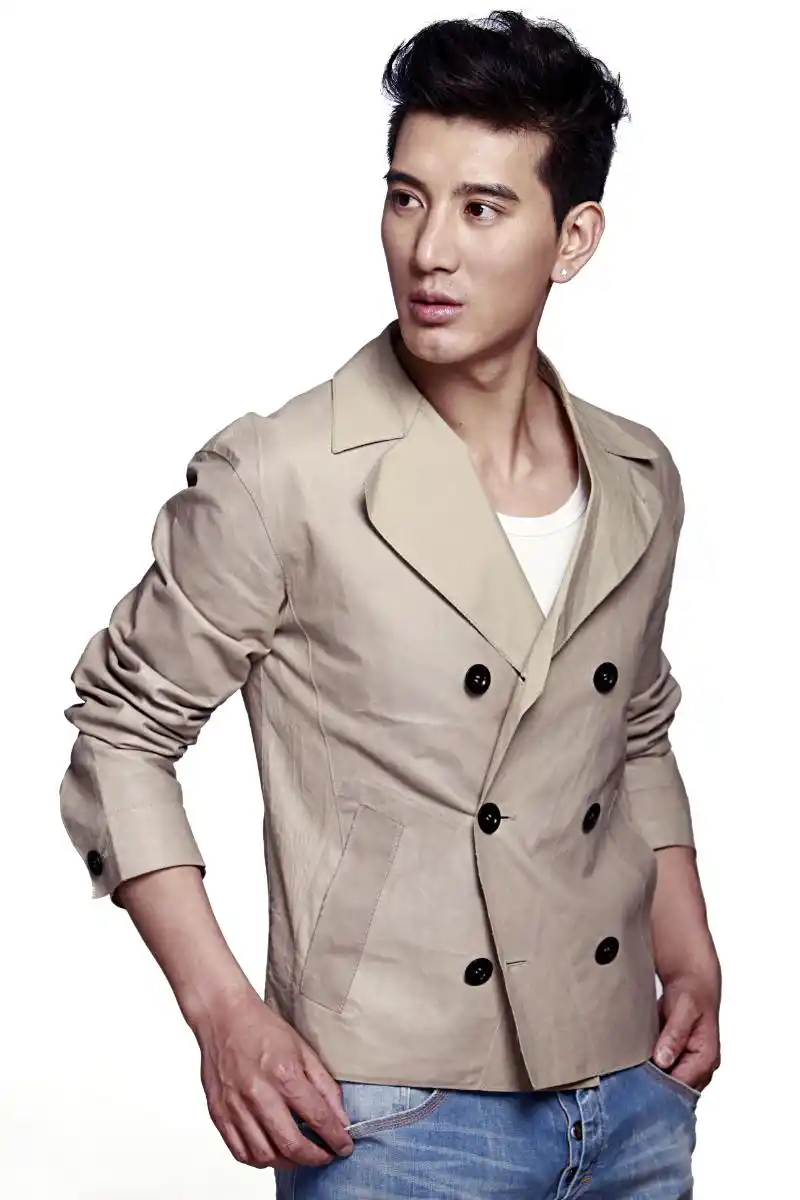 rgyal),全名悟泽·蒲巴甲,1985年7月8日出生于四川省阿坝藏族羌族自治