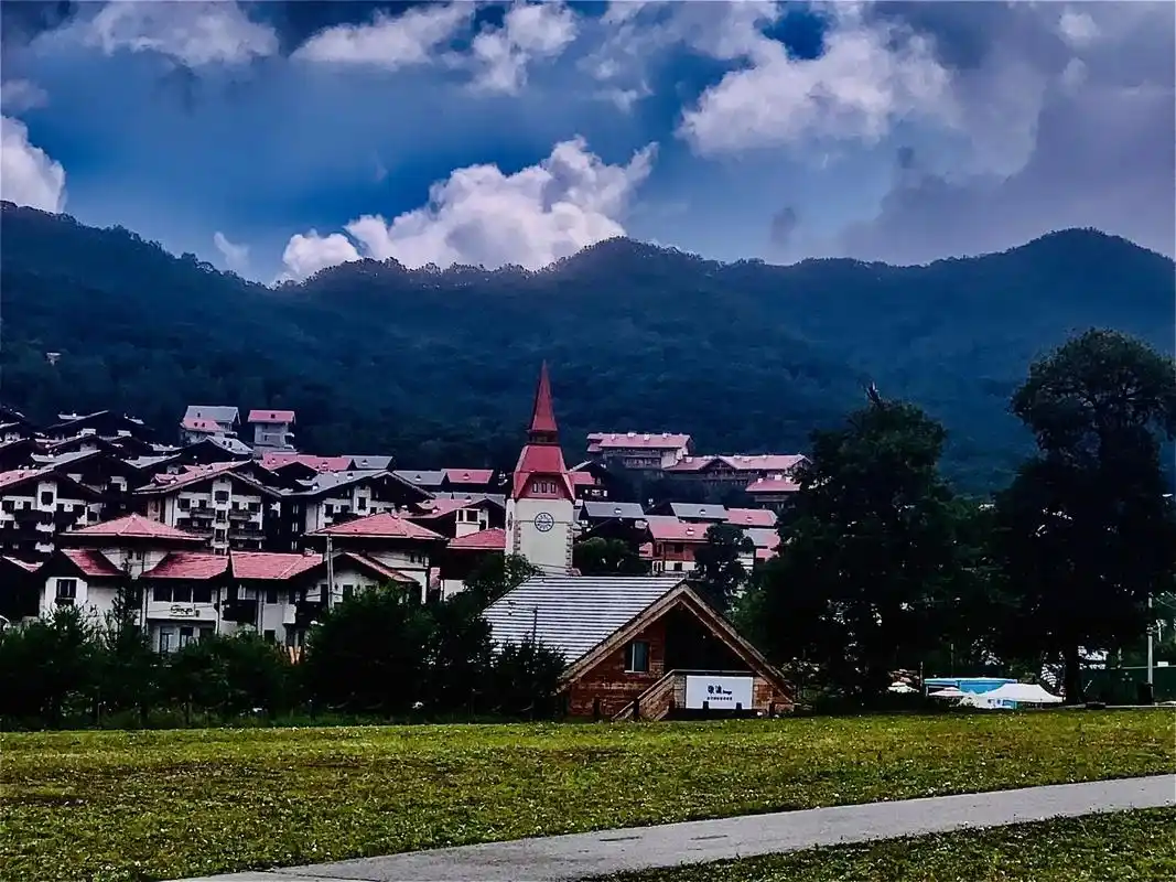 张家口市赤城县海坨山谷,云,龙,景. - 抖音