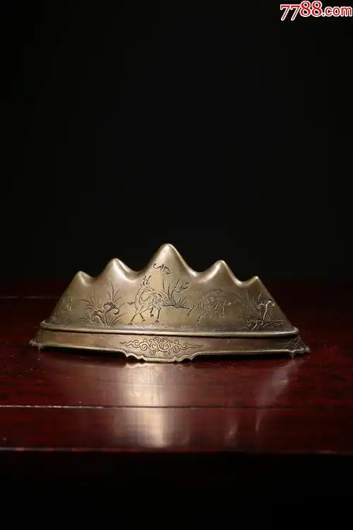 民国"永宜昌"宽铜雕福禄山子文房笔架