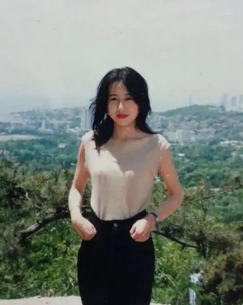 网友po出妈妈年轻时的照片!自贡的妈妈们好美