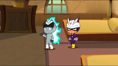 开心超人:为防止伽罗跟小心超人跑掉,选择睡门口