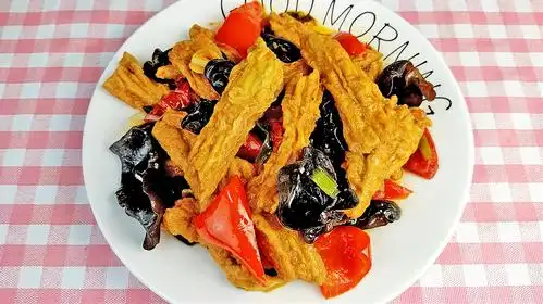 红烧腐竹的做法,腐竹怎么做好吃,饭馆的腐竹好吃,都是这么做的