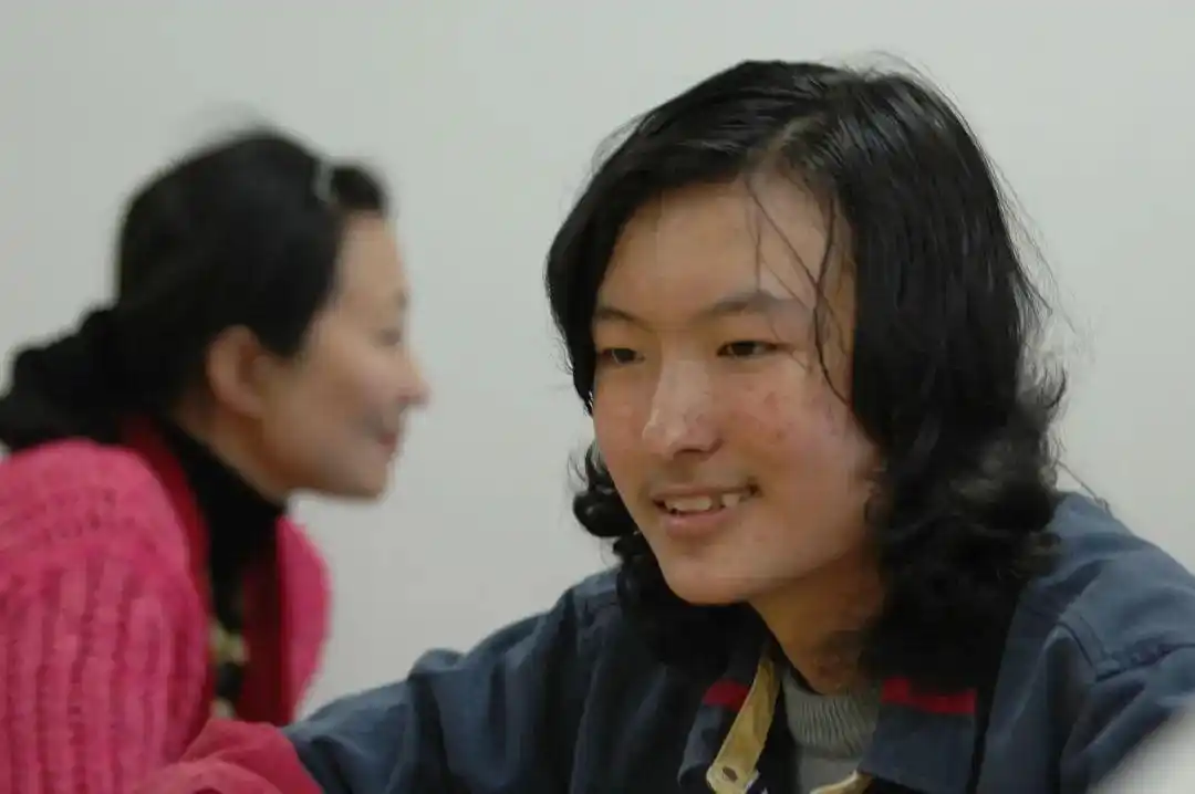 子尤照片柳红:我们分了两个时段,第一个时段大家一起告别,第二时段