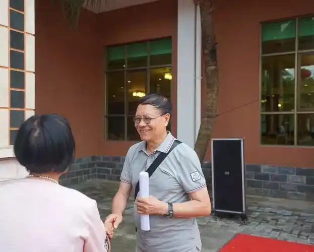 金水台深入七十二家房客剧组发现了演员们平时竟然是这样的