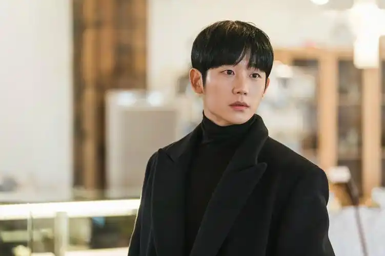 这是一般的小鲜肉式的流量明星所没有的优势.