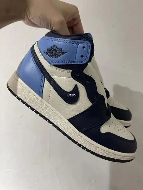 aj1黑曜石北卡蓝
