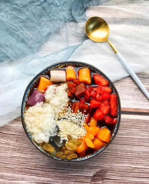 四川正宗冰粉原来是这样做的,做法简单,夜市地摊走起来